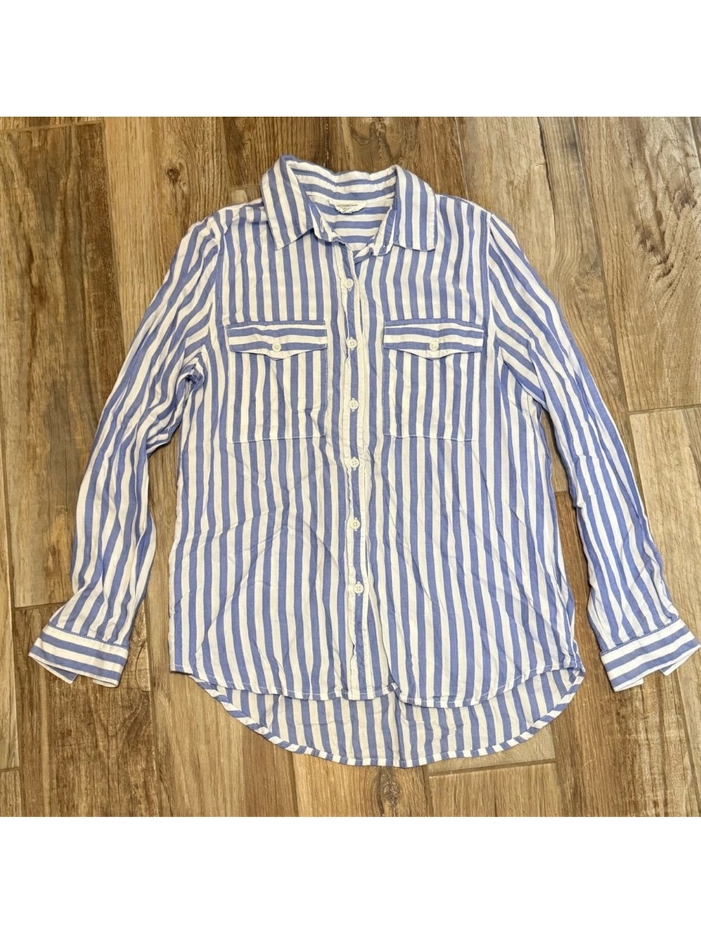 Beach Lunch Lounge Keraphina Striped Button Down Shirt - Picture 2 of 4